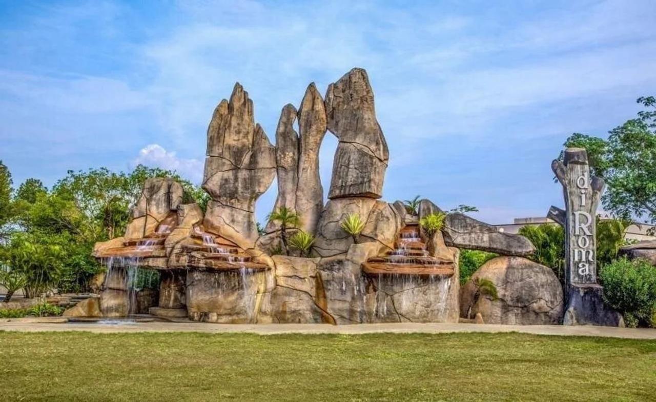 Apartamento com Parque Aquático Sensacional Caldas Novas Exterior foto